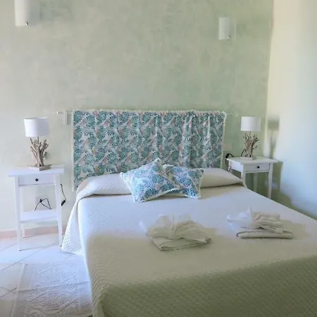 Holiday home Villetta Sul Mare Porto Luna 1